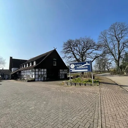 Zum Nonnenstein Hotel