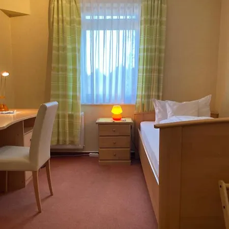 Hotel Zum Nonnenstein 2*