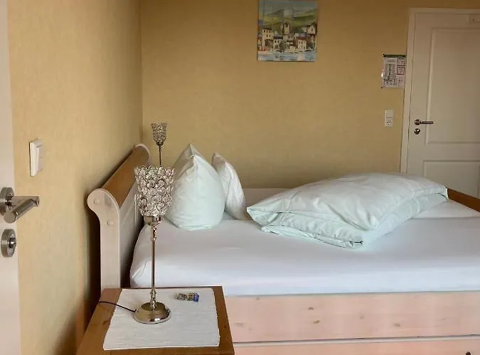 Hotel Zum Nonnenstein 2*